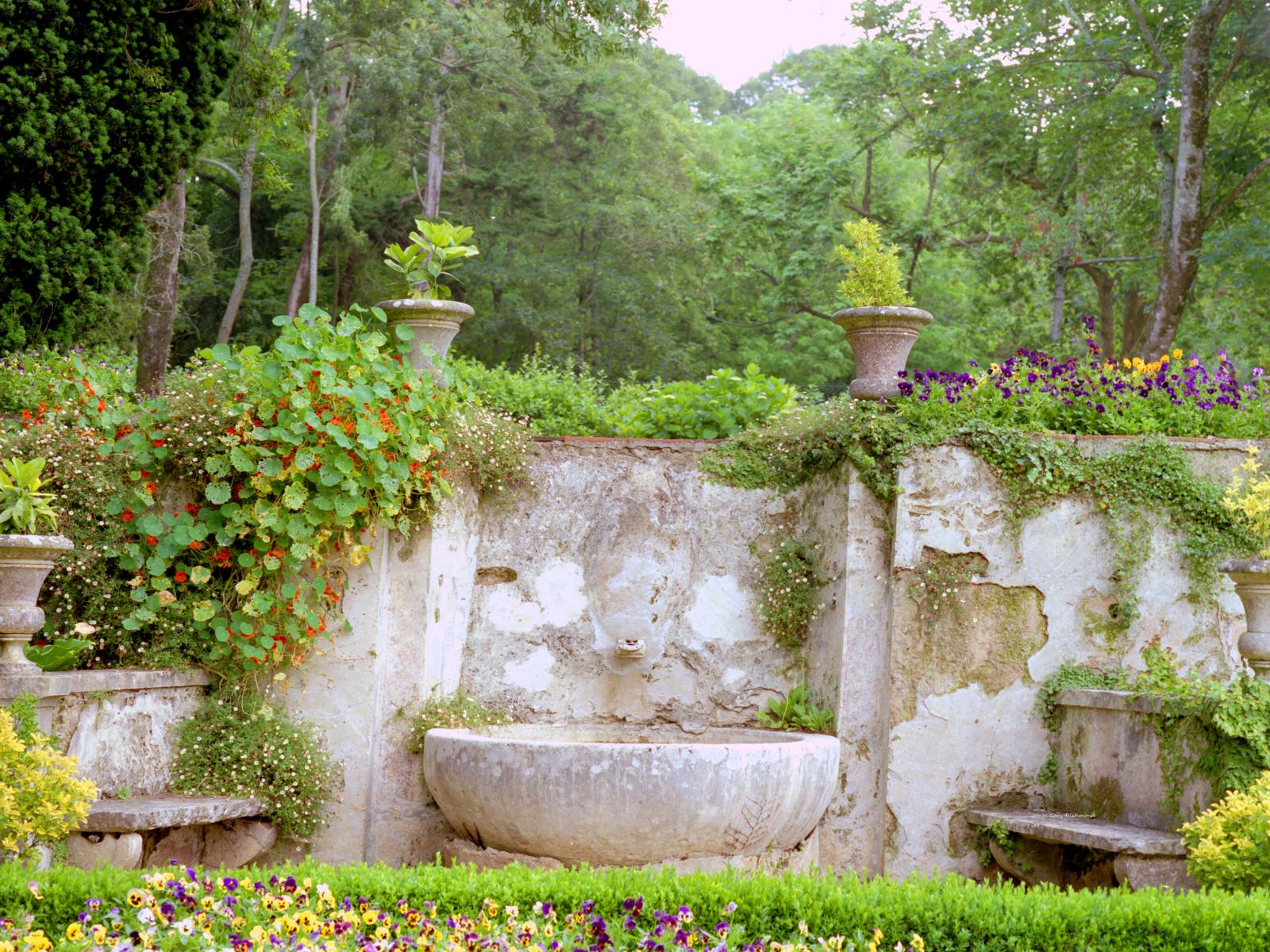10273  gardens,arch,flowers,stone wall,mafra,portugal,, .jpg