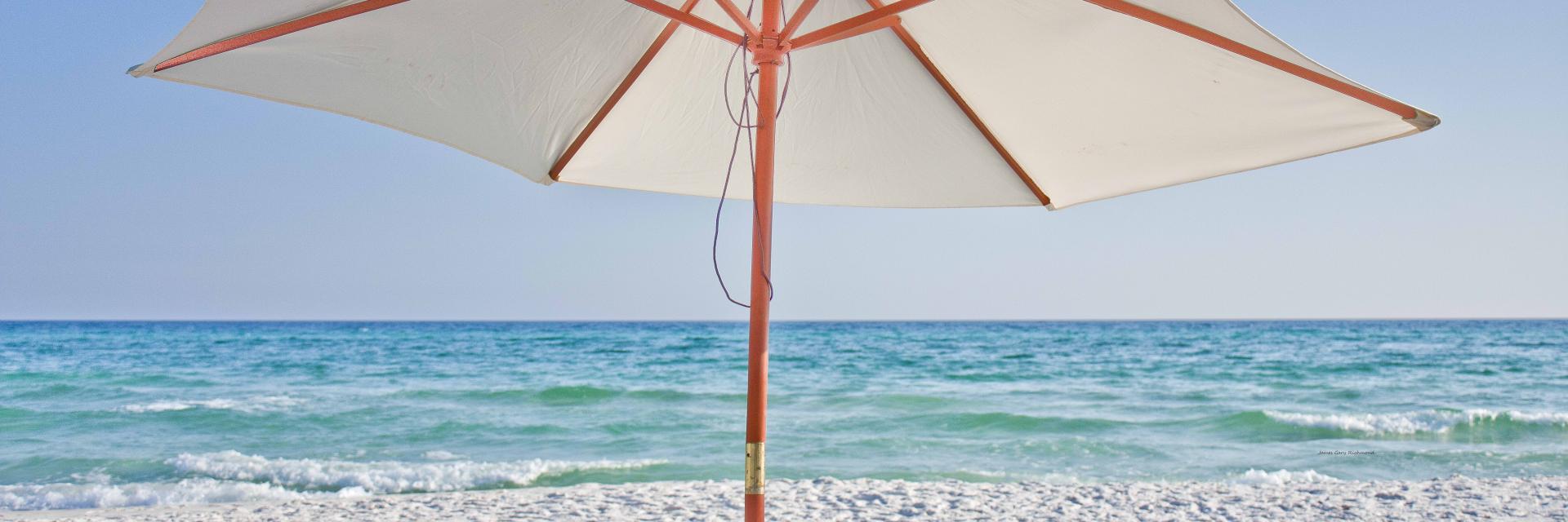 28402p seasise, beach, surf, umbrella, , .jpg