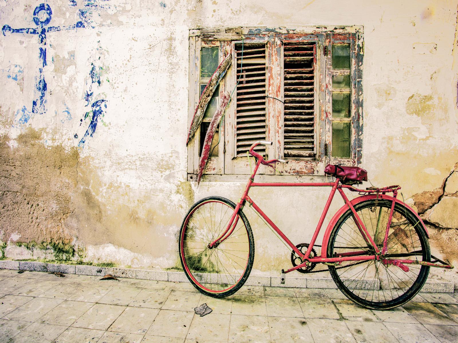 62409 bicycle, architecture  warm moody  5mb  .jpg