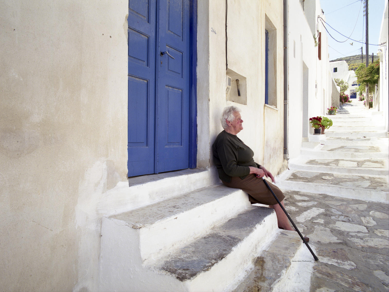 18795 architecture, lifestyles, woman on steps, mykonos greece, .jpg