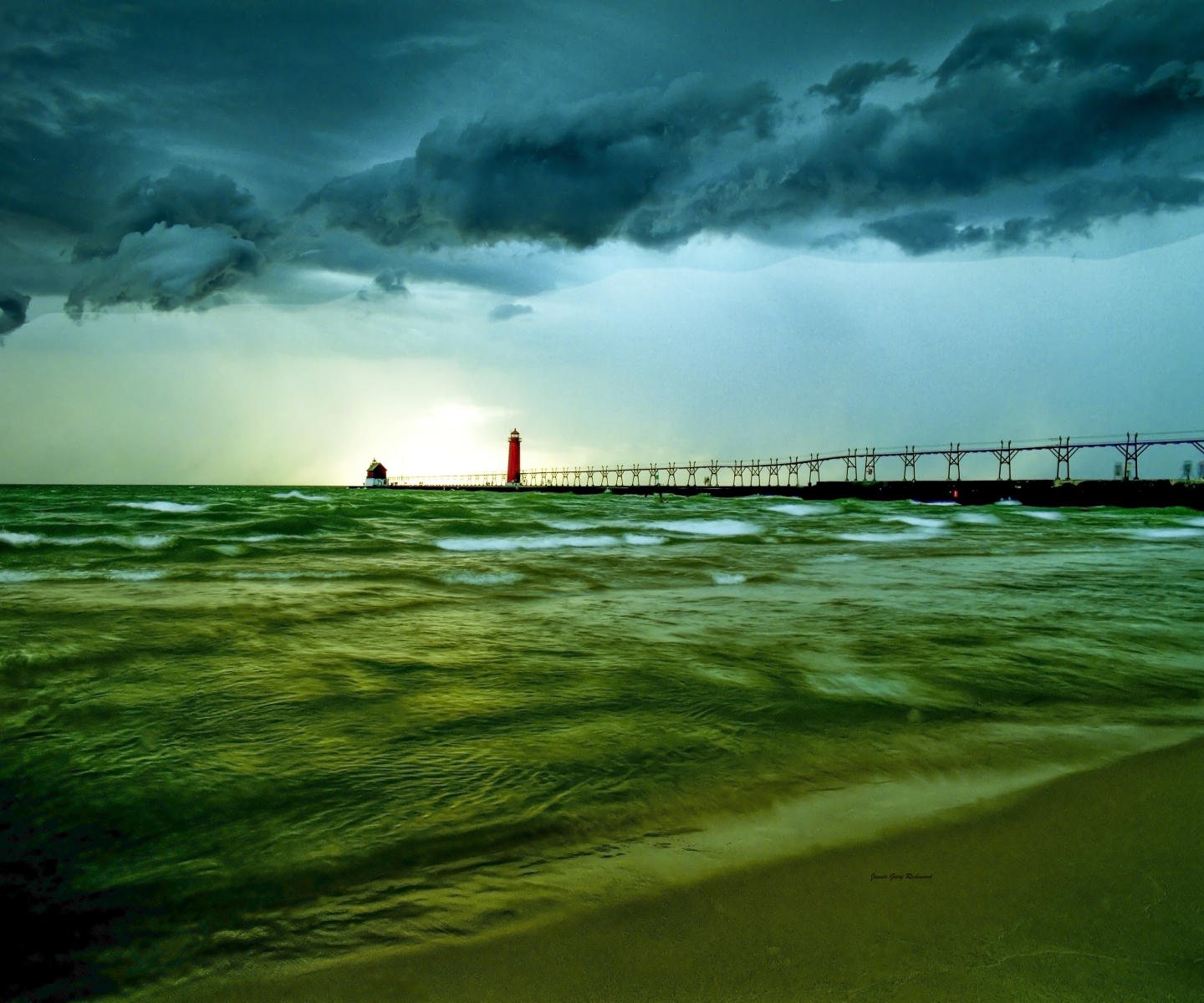 19681 seascape, lakescape grand haven lighthouse .jpg