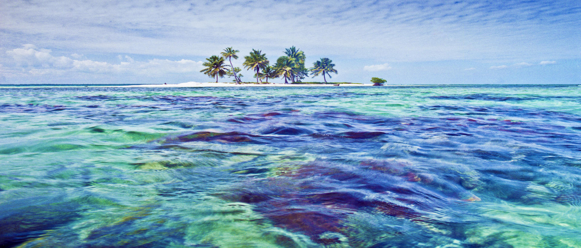 20247p seascape, tropical, islands .jpg