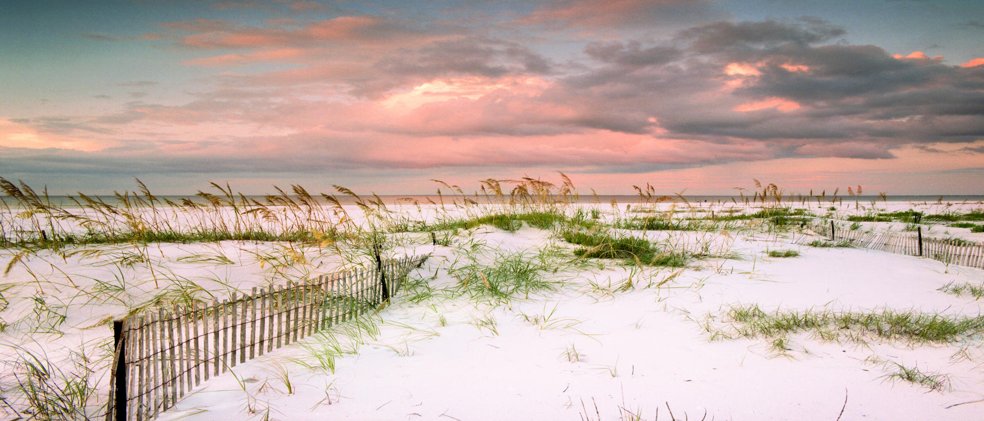 21468p seascape, beach, sandfence, sunrise, first light .jpg