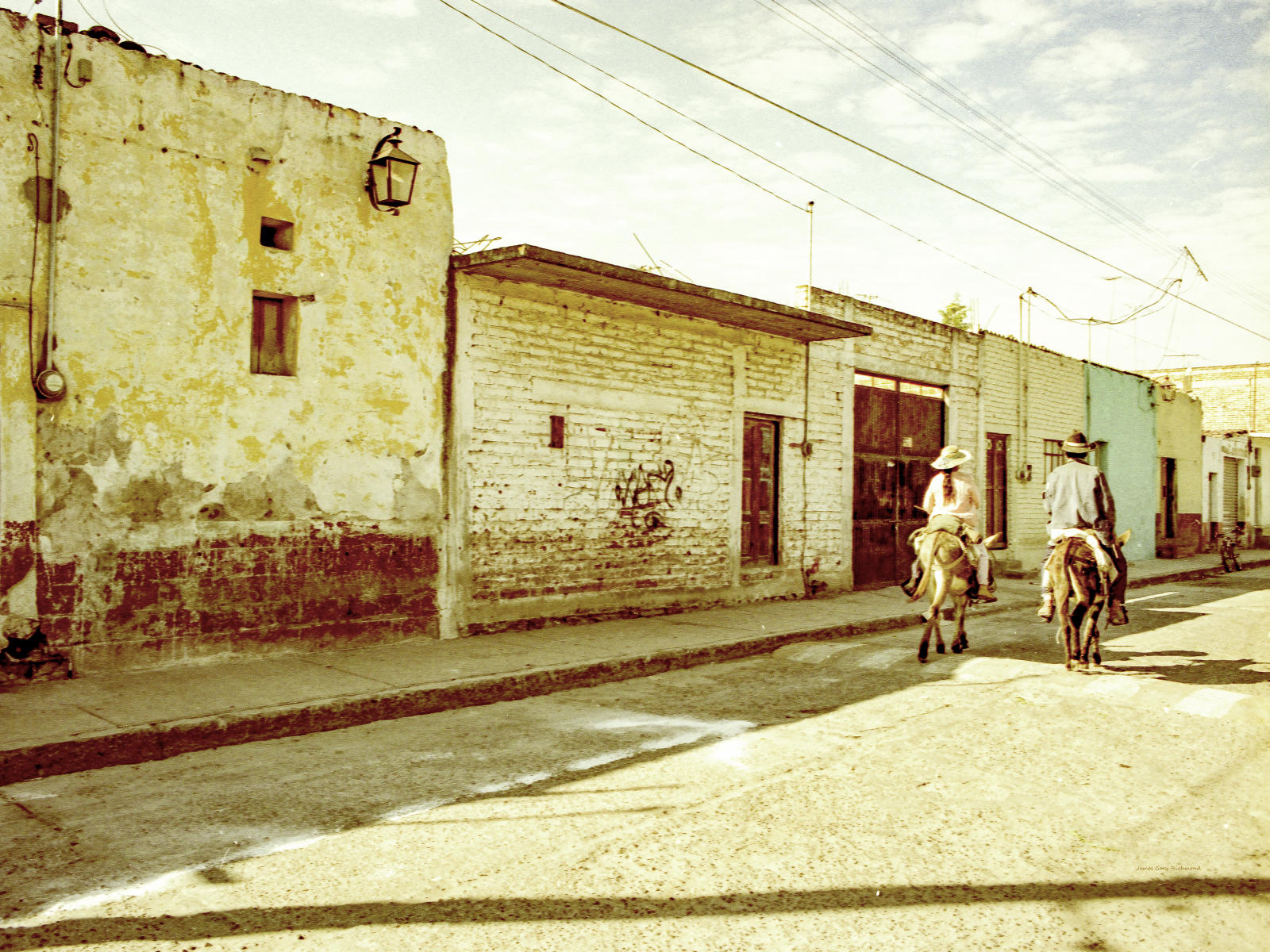 21798 architecture, lifestyles, horse back, aged,  .jpg