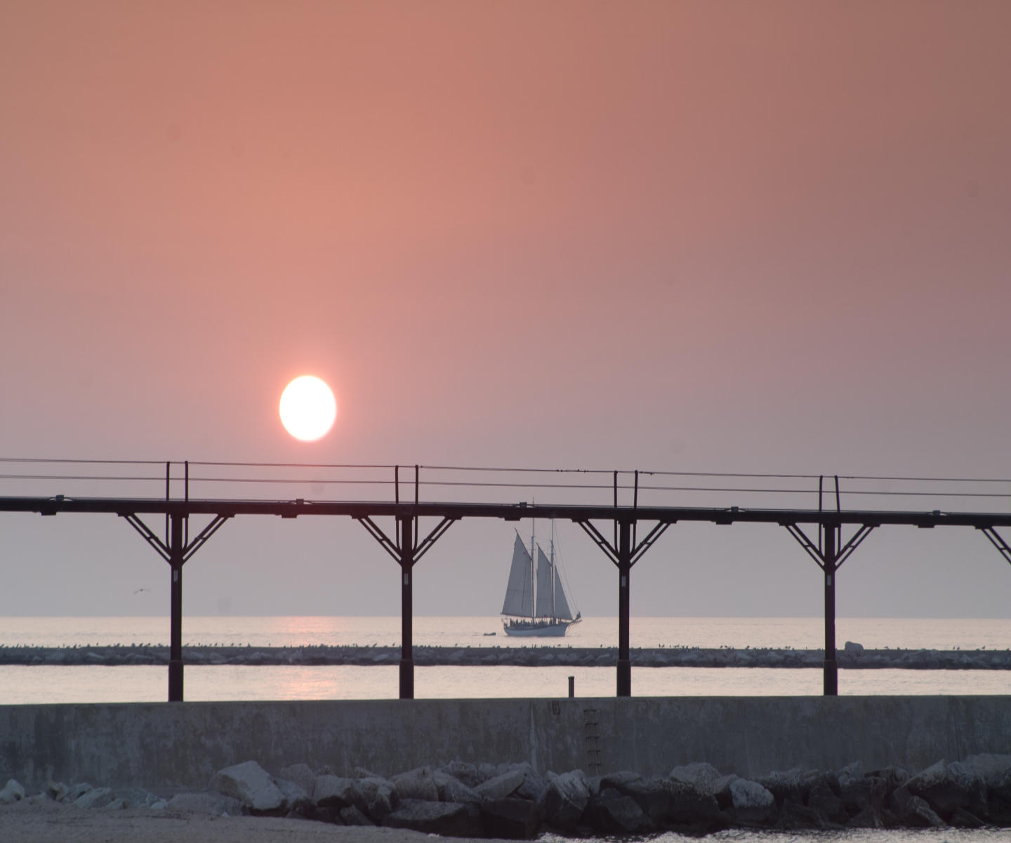 23121  seascape, lakescape, michigan light house, lake michigan .jpg