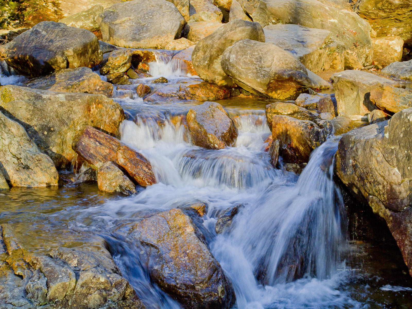 37724 nature, river, north carolina yellow prong falls, .jpg