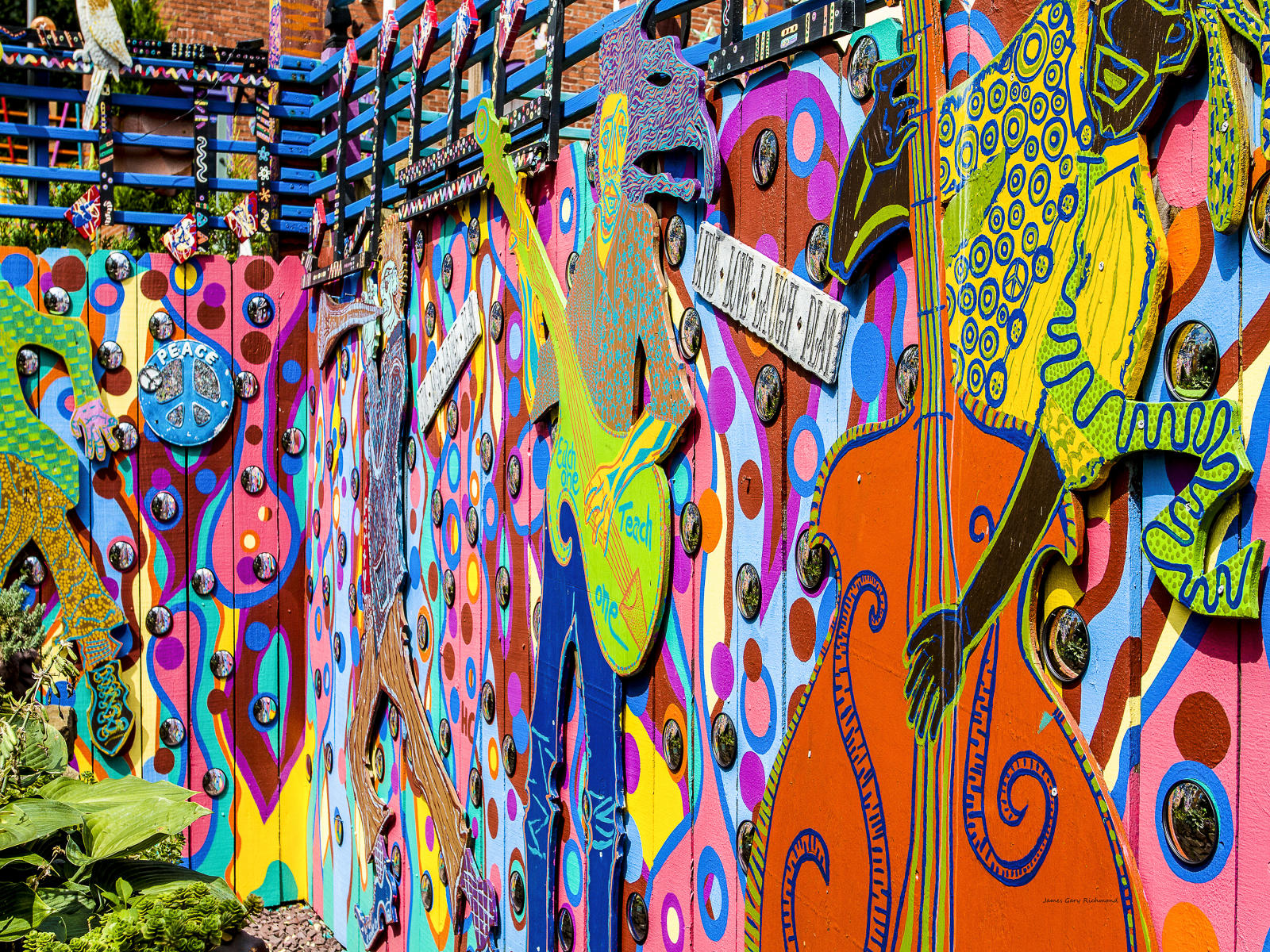 53342 architecture, randyland, colorful pittsburgh neighborhood, .jpg